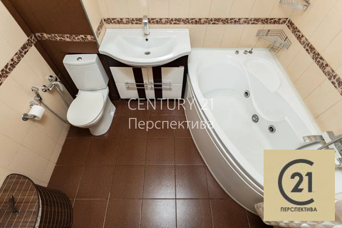 2-комн квартира Октябрьский, улица Ленина,  д. 19