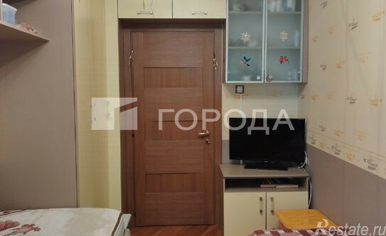 Продажа 3-комн квартиры на вторичном рынке ул Астрадамская,  д. 4