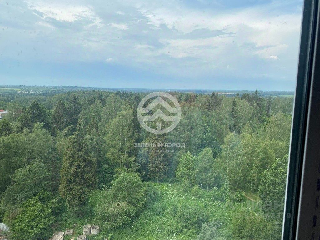 Продажа 2-комн квартиры на вторичном рынке пос. Жуково, 16