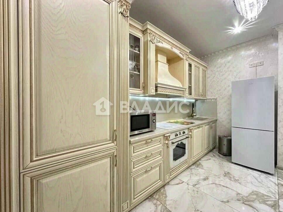Продажа 3-комн квартиры на вторичном рынке Варшавское шоссе, 168