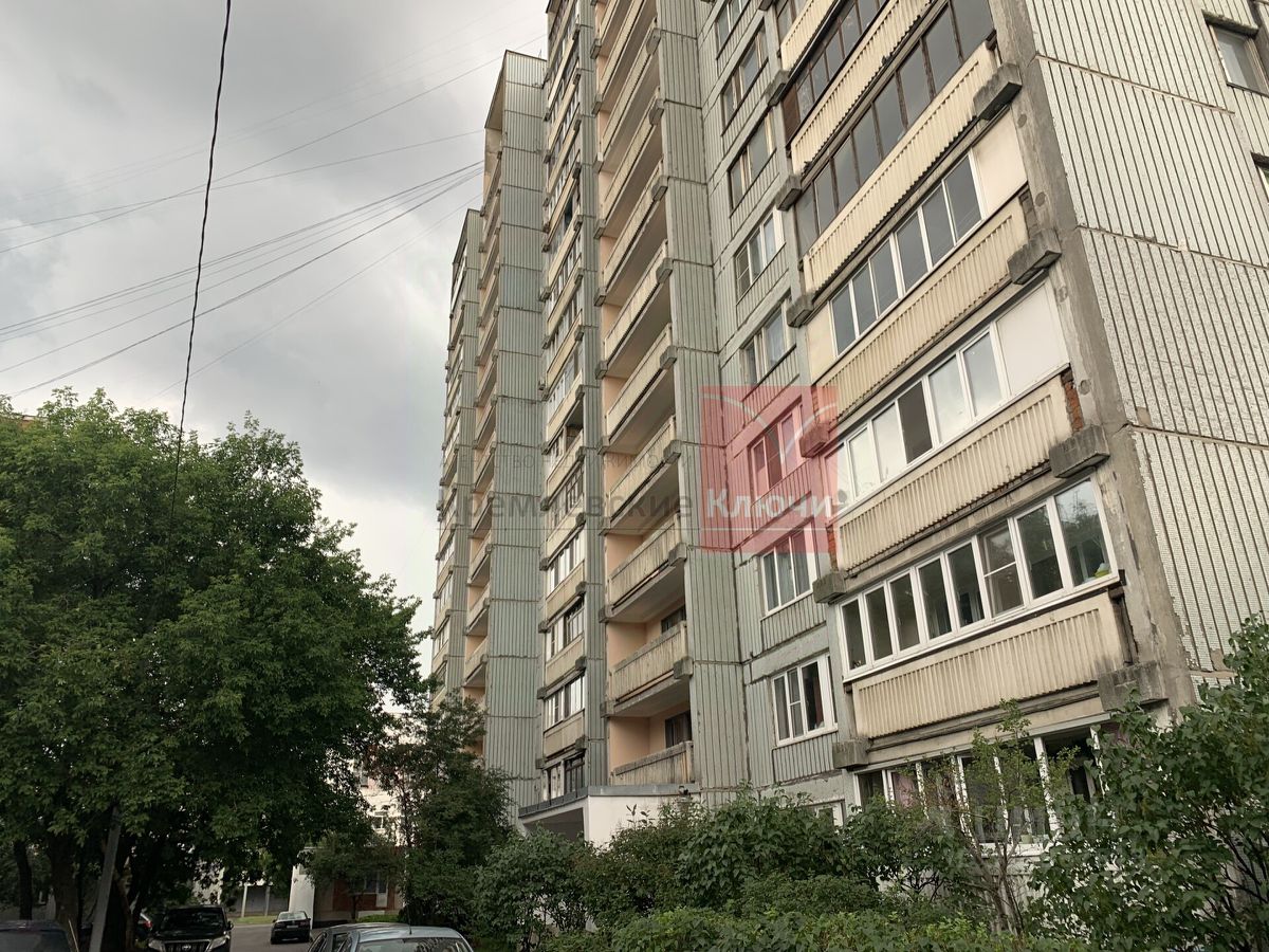 Продажа 2-комн квартиры на вторичном рынке Авиамоторная улица, 34К1