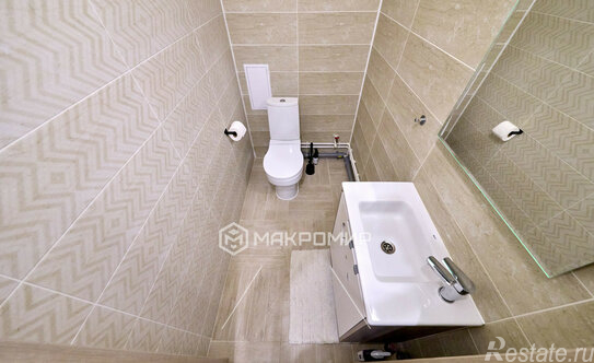 Продажа 2-комн квартиры на вторичном рынке Бугры п, Шекспира ул,  д. 5