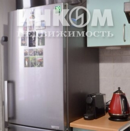 Продажа 2-комн квартиры на вторичном рынке проезд Черепановых,  д. 32
