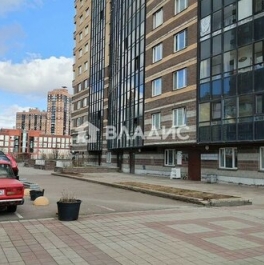 Продажа 1-комн квартиры на вторичном рынке ул Фёдора Абрамова,  д. 4