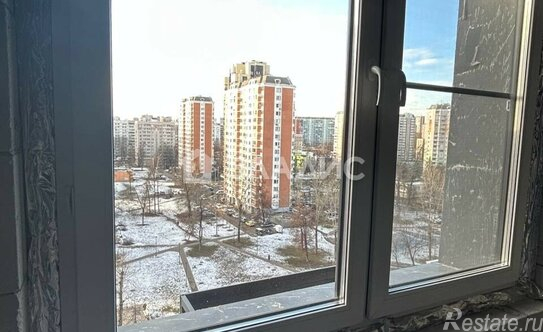 Продажа 2-комн квартиры на вторичном рынке Полярная ул,  д. 3