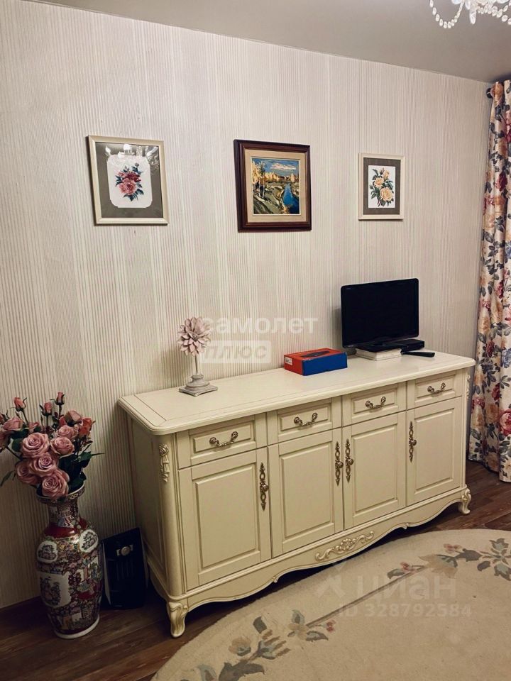 Продажа 3-комн квартиры на вторичном рынке Чертановская улица, 52К3