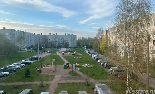 Продажа 2-комн квартиры на вторичном рынке ул Южная,  д. 1,  к. 3