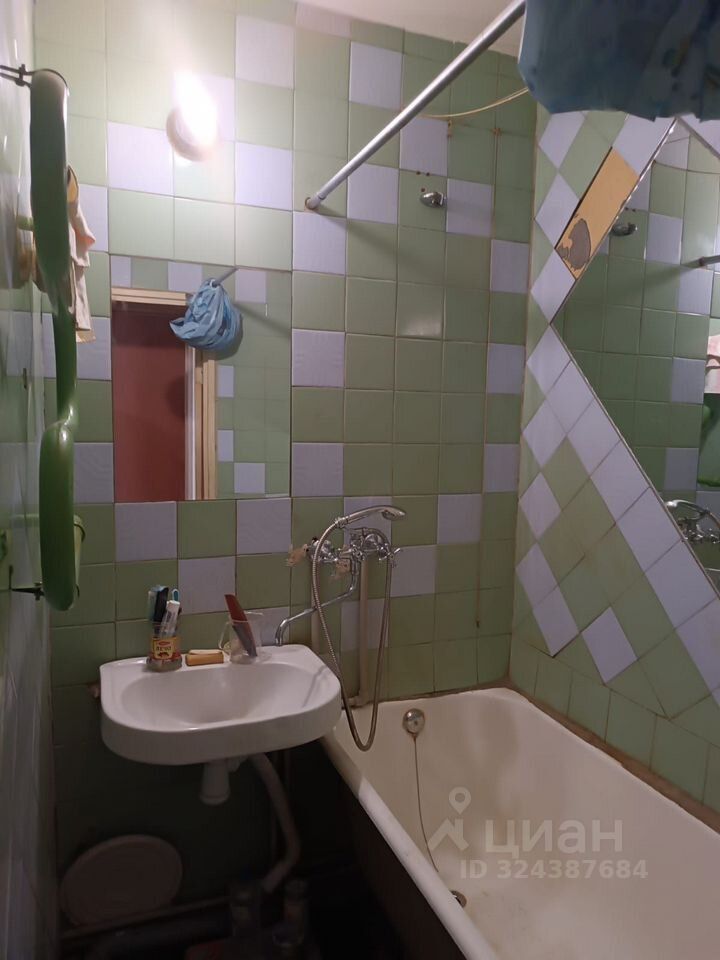Продажа 1-комн квартиры на вторичном рынке улица Пионерстроя, 15К1