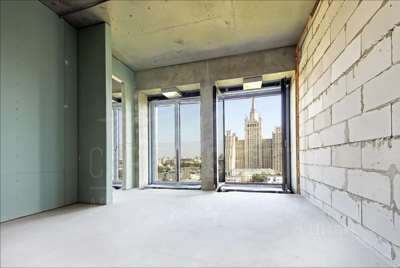 Продажа 5-комн квартиры на вторичном рынке Дружинниковская улица, 15