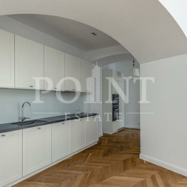 Продажа 2-комн квартиры на вторичном рынке Никольская улица,  д. 10/2 с2Б