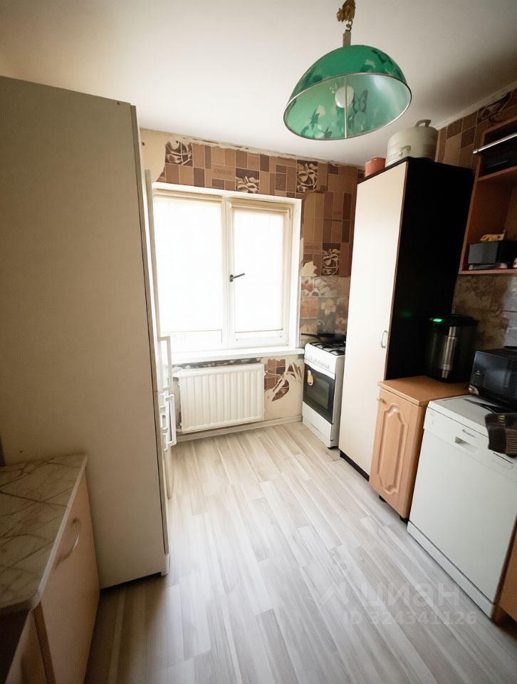 Продажа 2-комн квартиры на вторичном рынке улица Софьи Ковалевской,  д. 1К3