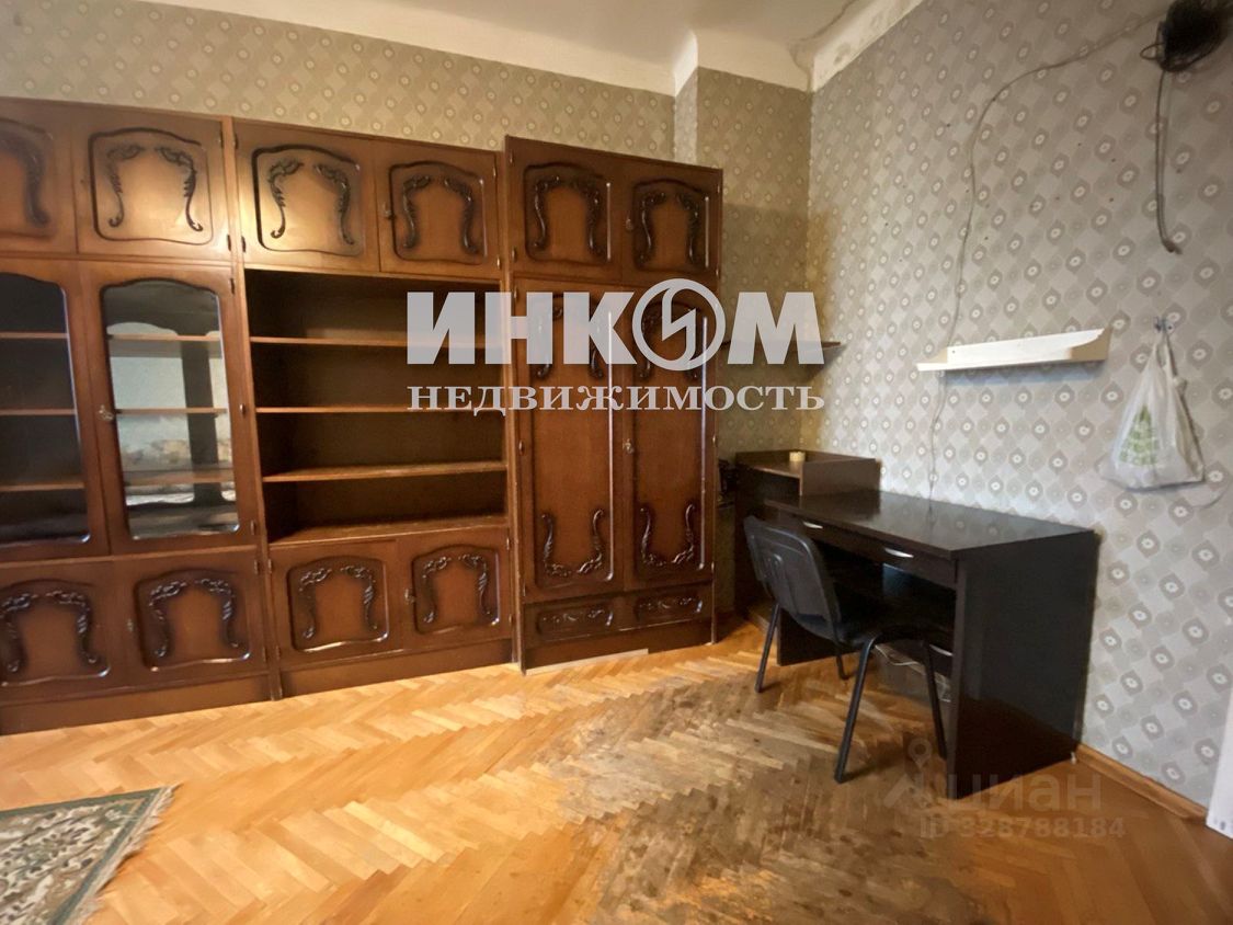 Продажа 3-комн квартиры на вторичном рынке Мартеновская улица, 9/13