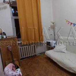 Продажа 4-комн квартиры на вторичном рынке Крюкова Канала наб,  д. 7/2