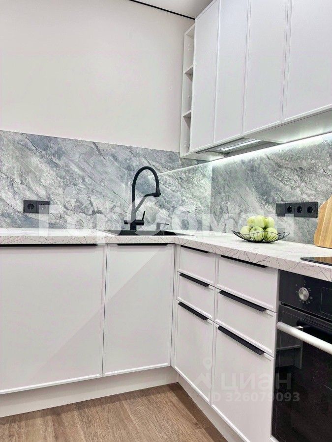 Продажа 2-комн квартиры на вторичном рынке Университетский проспект, 23К2
