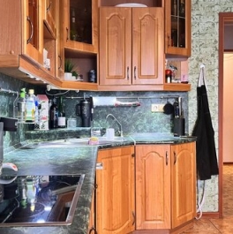 Продажа 3-комн квартиры на вторичном рынке Большевиков пр-кт,  д. 43 к1