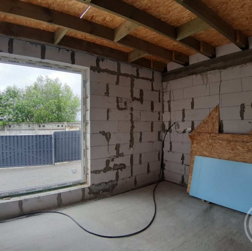 Коттедж/дом Удальцово дер., Светлановская ул.