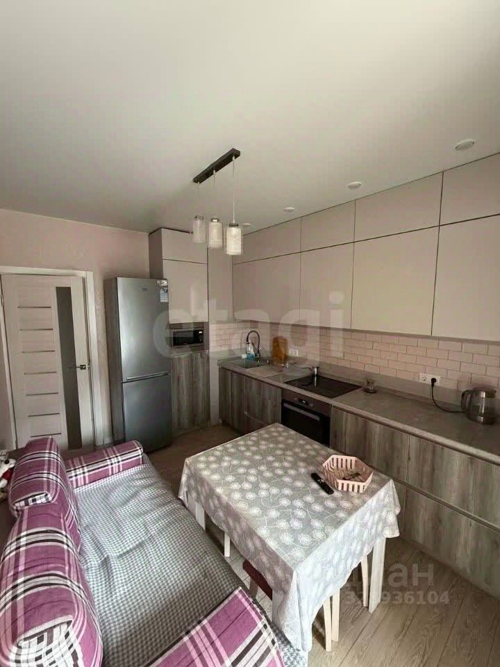 Продажа 1-комн квартиры на вторичном рынке Жуковский, улица Гагарина,  д. 62