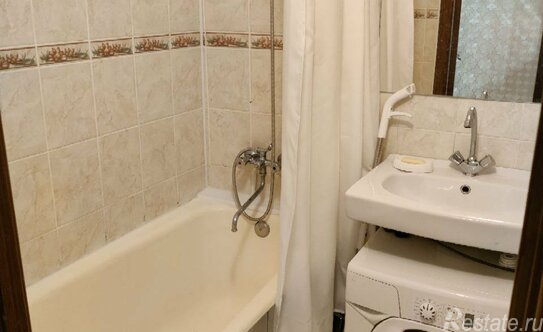 Продажа 2-комн квартиры на вторичном рынке Красногвардейская пл,  д. 4