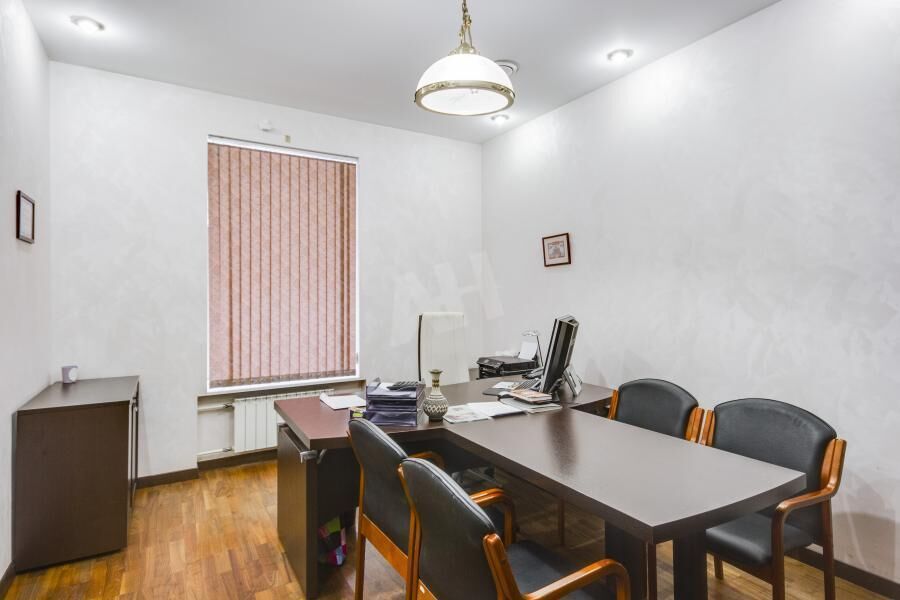 Продажа отдельного здания Петровский пер,  д. 5