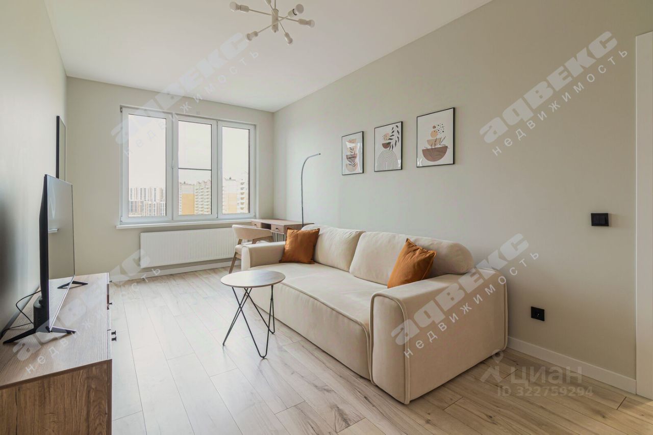 Аренда 2-комн квартиры на вторичном рынке Глухарская улица, 30