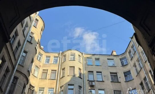 Продажа 2-комн квартиры на вторичном рынке Каменноостровский пр-кт