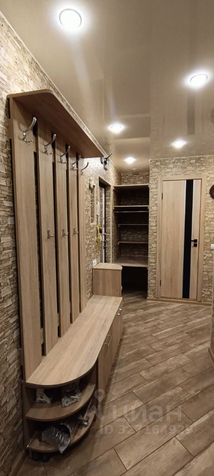 Продажа 2-комн квартиры на вторичном рынке улица Стасовой, 2
