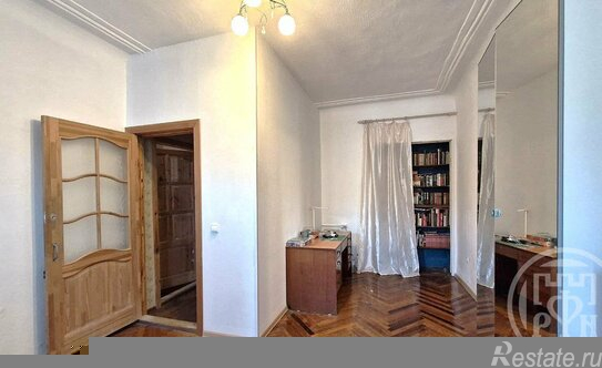 Продажа 1-комн квартиры на вторичном рынке Красноармейская 7-я ул,  д. 22-24