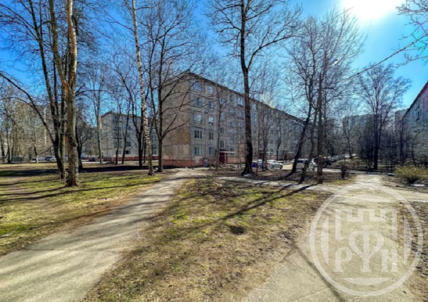 Продажа 2-комн квартиры на вторичном рынке Бабушкина ул. ,  д. 70