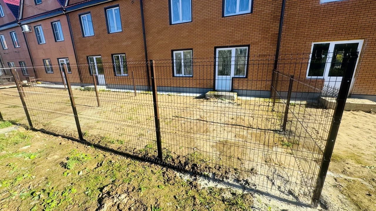 Продажа дома Кириши, улица Нефтехимиков, 102/9