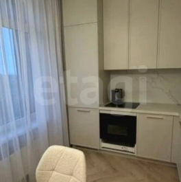 Продажа 1-комн квартиры на вторичном рынке Адмирала Черокова ул,  д. 18,  к. 2