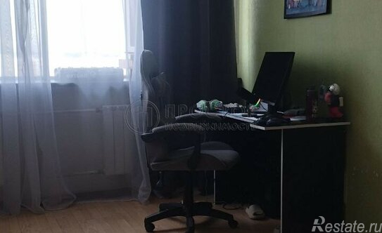 Продажа 4-комн квартиры на вторичном рынке Беловежская улица