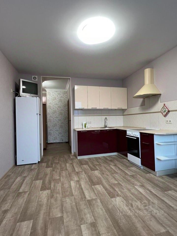 Аренда 2-комн квартиры на вторичном рынке улица Недорубова, 14