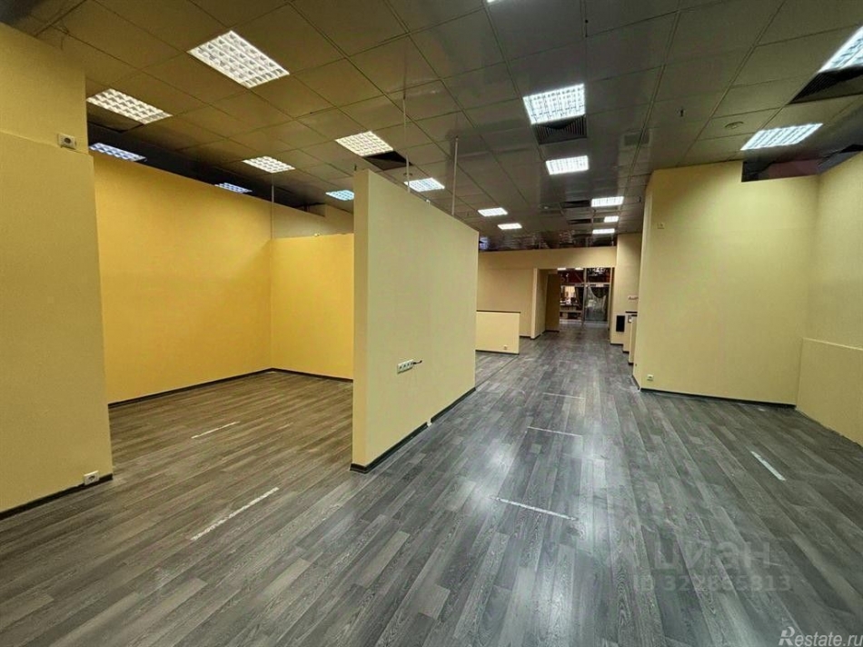 Аренда торгового помещения улица Гарибальди