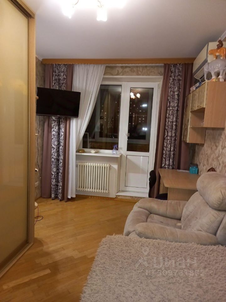 Продажа 3-комн квартиры на вторичном рынке улица Мневники, 9