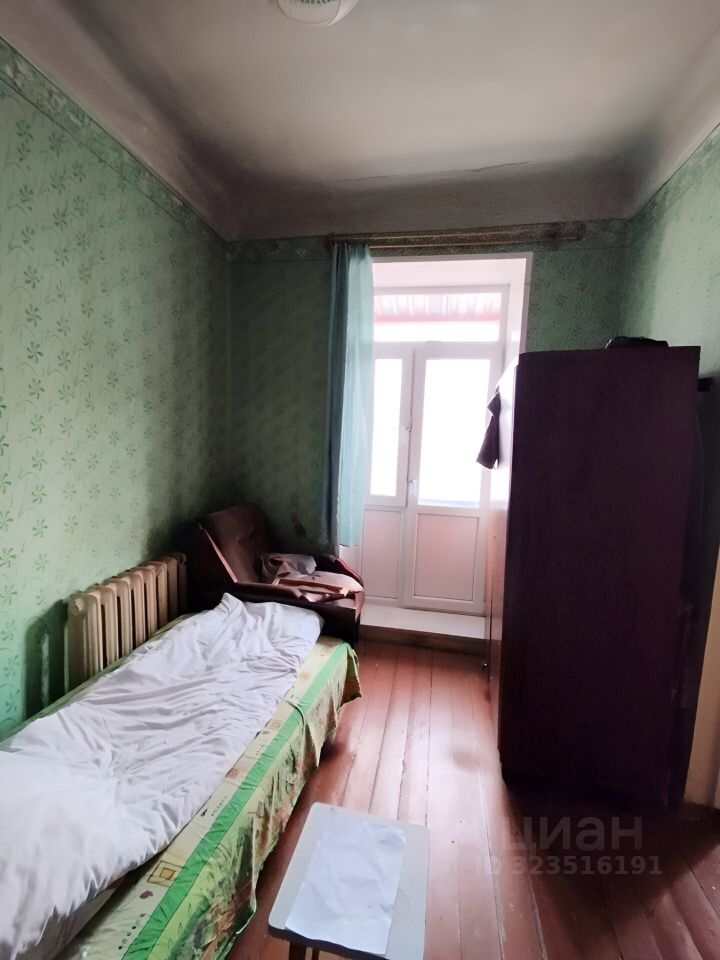 Продажа 2-комн квартиры на вторичном рынке Цемгигант мкр, улица Ленинская,  д. 6