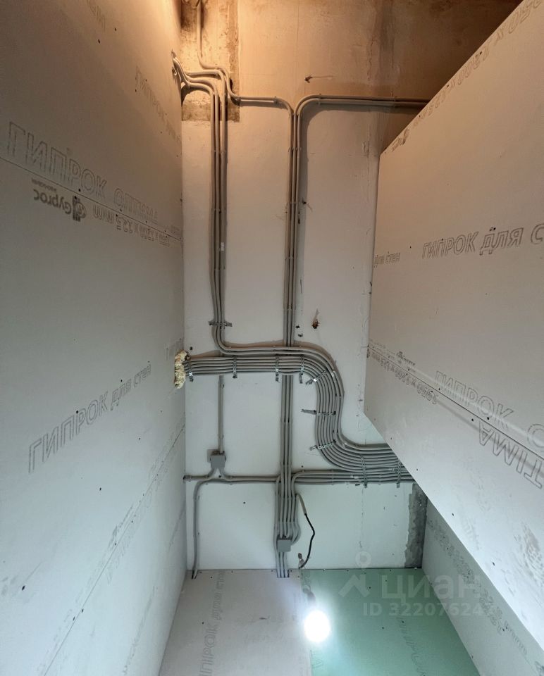 Продажа 3-комн квартиры на вторичном рынке набережная Реки Фонтанки, 45