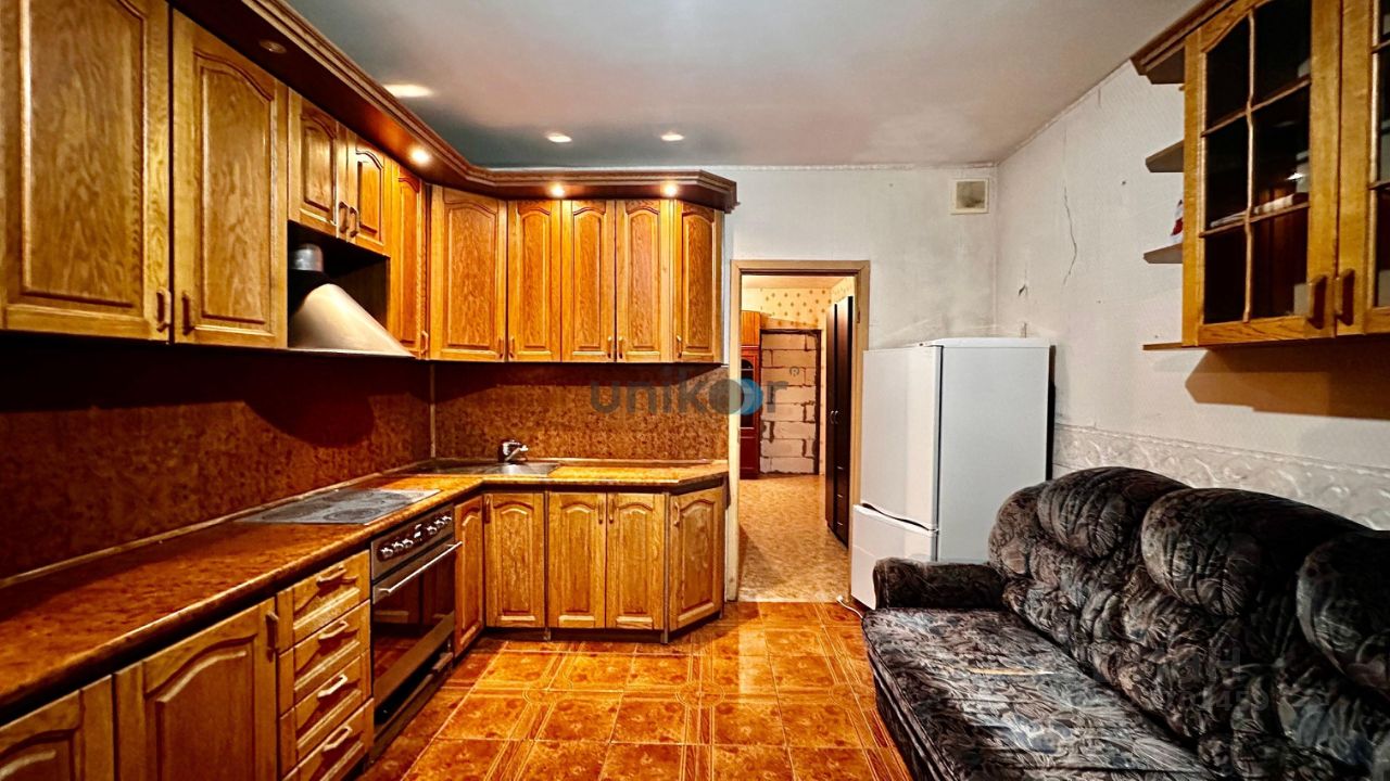 Продажа 2-комн квартиры на вторичном рынке Одинцово, улица Маршала Жукова, 34А