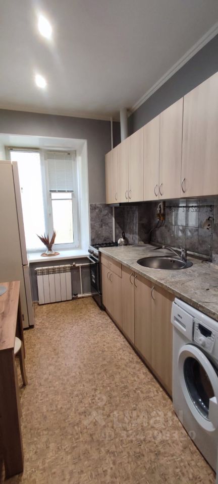 Аренда 2-комн квартиры на вторичном рынке Республиканская улица, 14