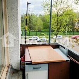 Продажа 1-комн квартиры на вторичном рынке улица Юных Ленинцев,  д. 119