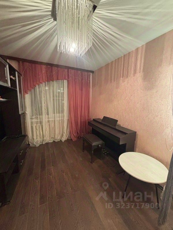 Продажа 3-комн квартиры на вторичном рынке Хотьково, улица Калинина, 6