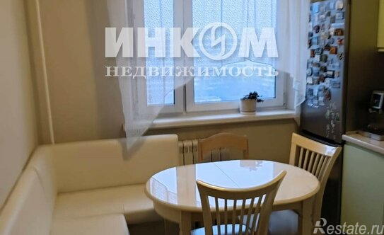 Продажа 2-комн квартиры на вторичном рынке улица Академика Челомея,  д. 8 к1