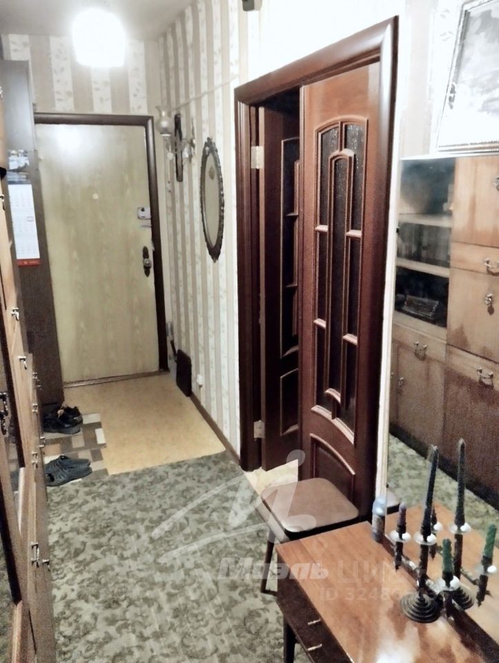 Продажа 2-комн квартиры на вторичном рынке Старобитцевская улица, 23К1