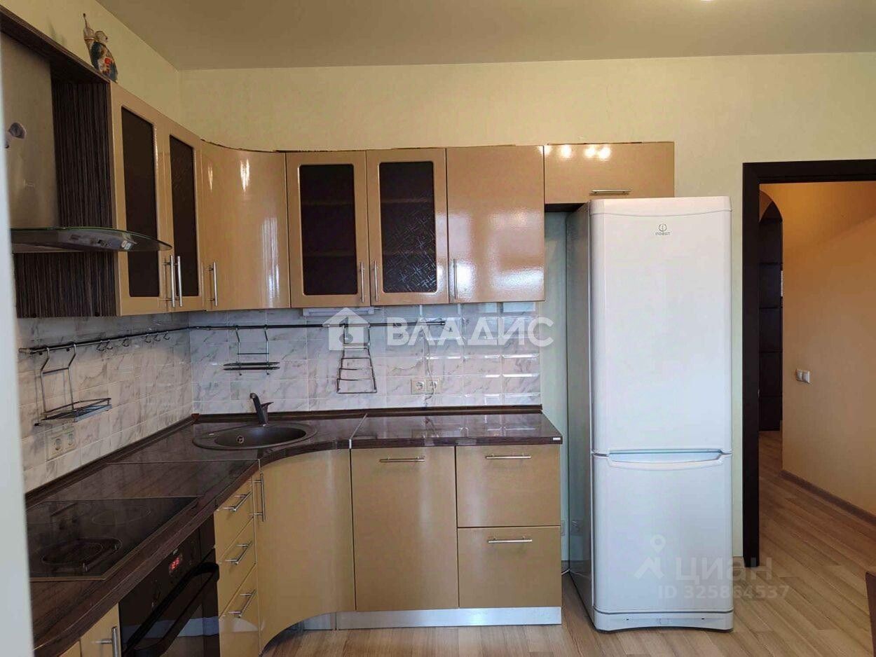 Продажа 1-комн квартиры на вторичном рынке Лобня, Авиационная улица,  д. 10А