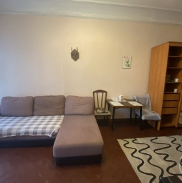 Продажа комнаты Льва Толстого ул. ,  д. 5