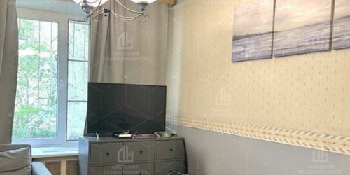 2-комн квартира улица Марии Ульяновой,  д. 11