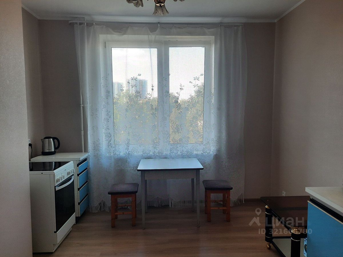 Продажа 2-комн квартиры на вторичном рынке улица Коммуны, 50