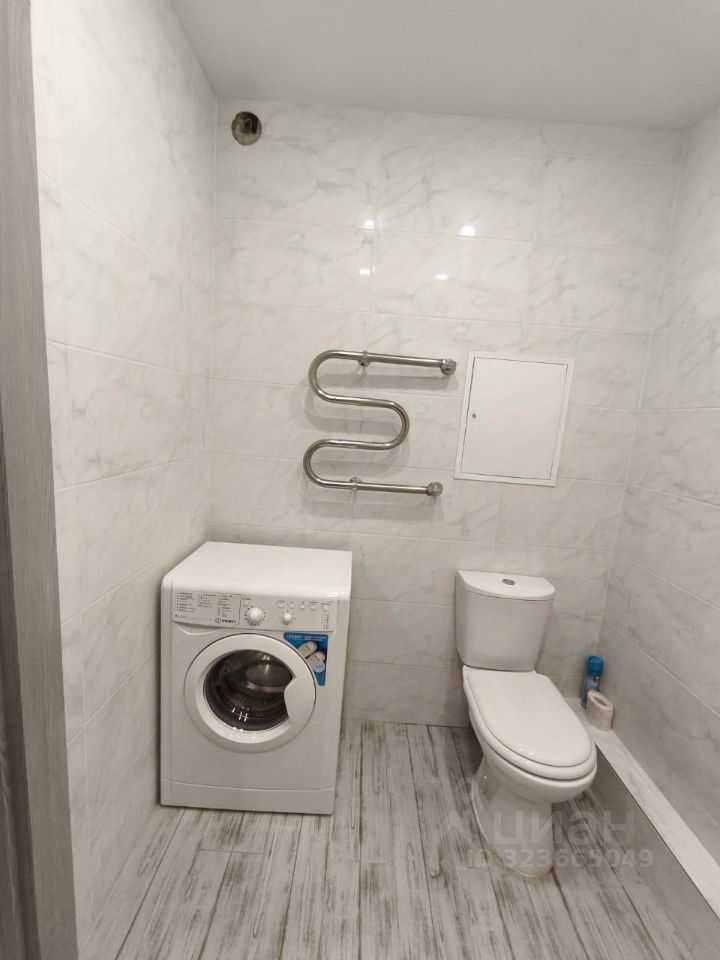 Продажа 3-комн квартиры на вторичном рынке Лопатино пгт, улица Сухановская, 37