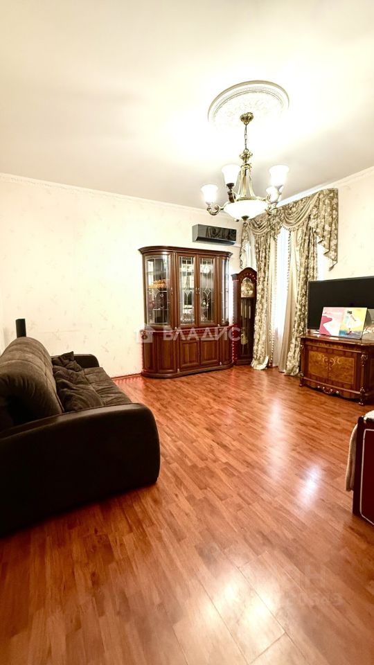 Продажа 3-комн квартиры на вторичном рынке Кутузовский проспект, 35