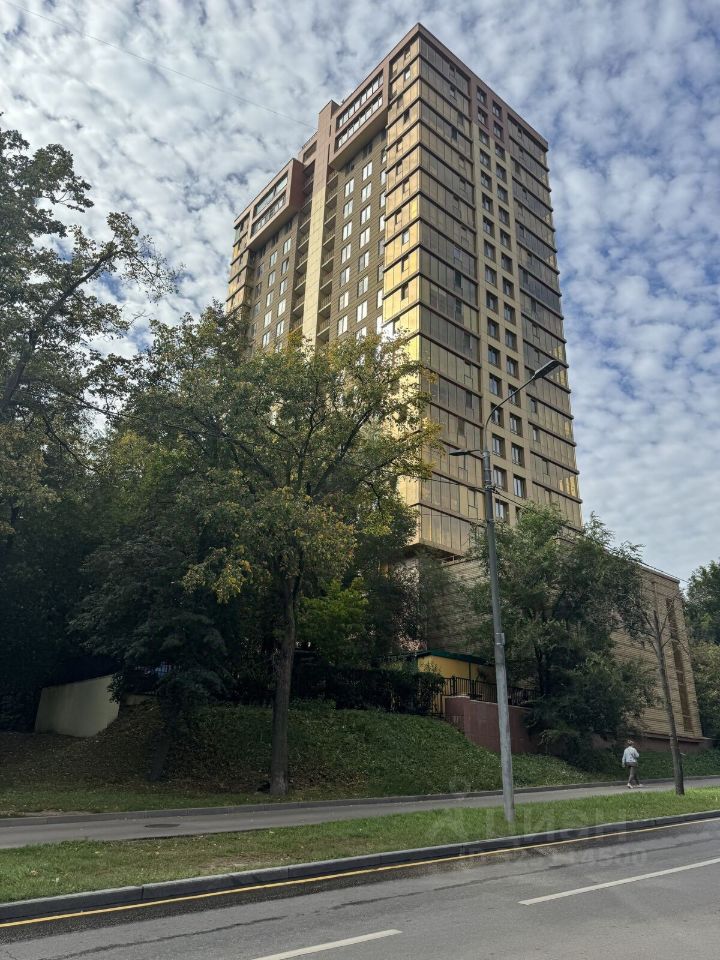 Продажа 3-комн квартиры на вторичном рынке Малая Филевская улица, 40к1
