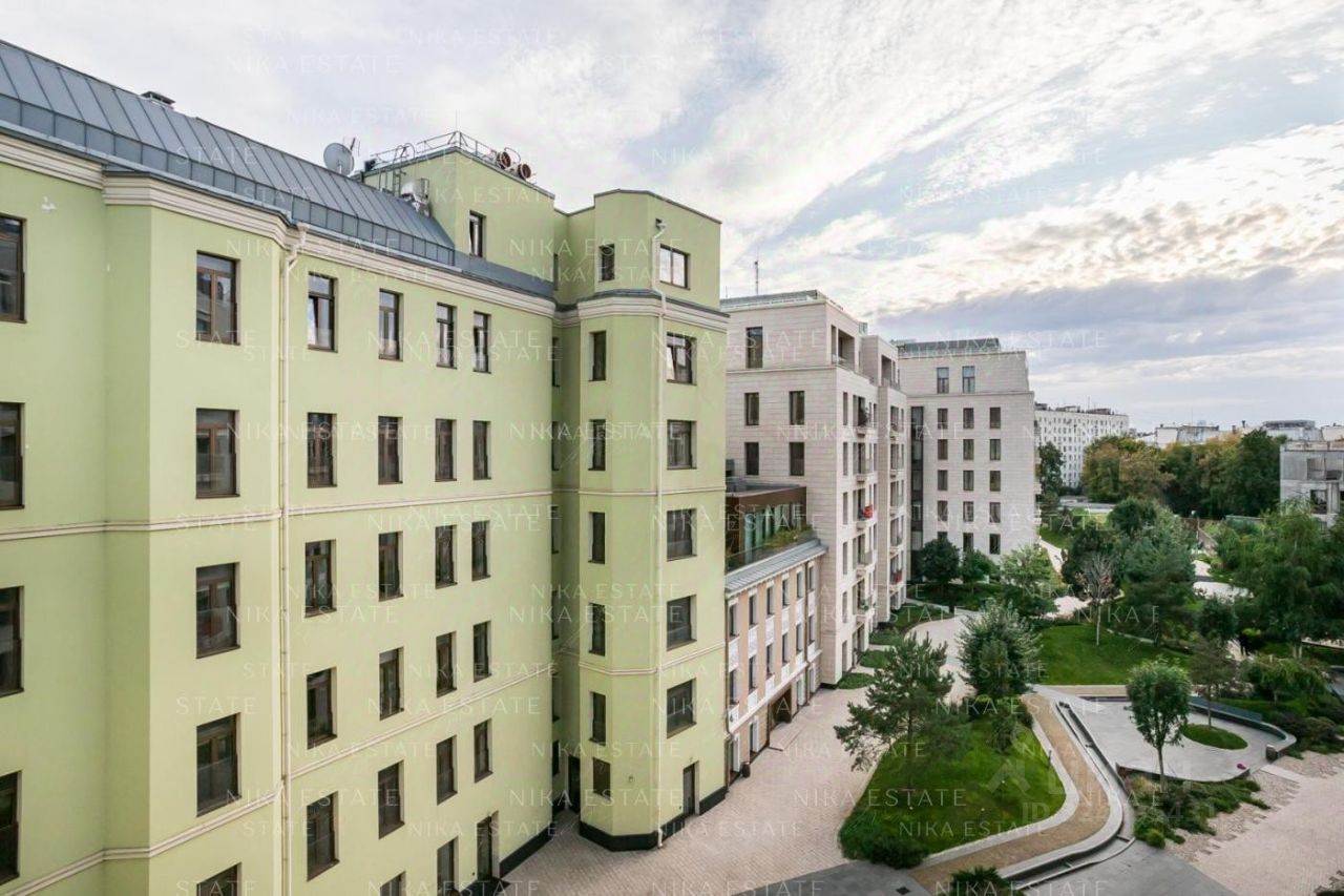 Продажа 3-комн квартиры на вторичном рынке улица Большая Полянка, 44